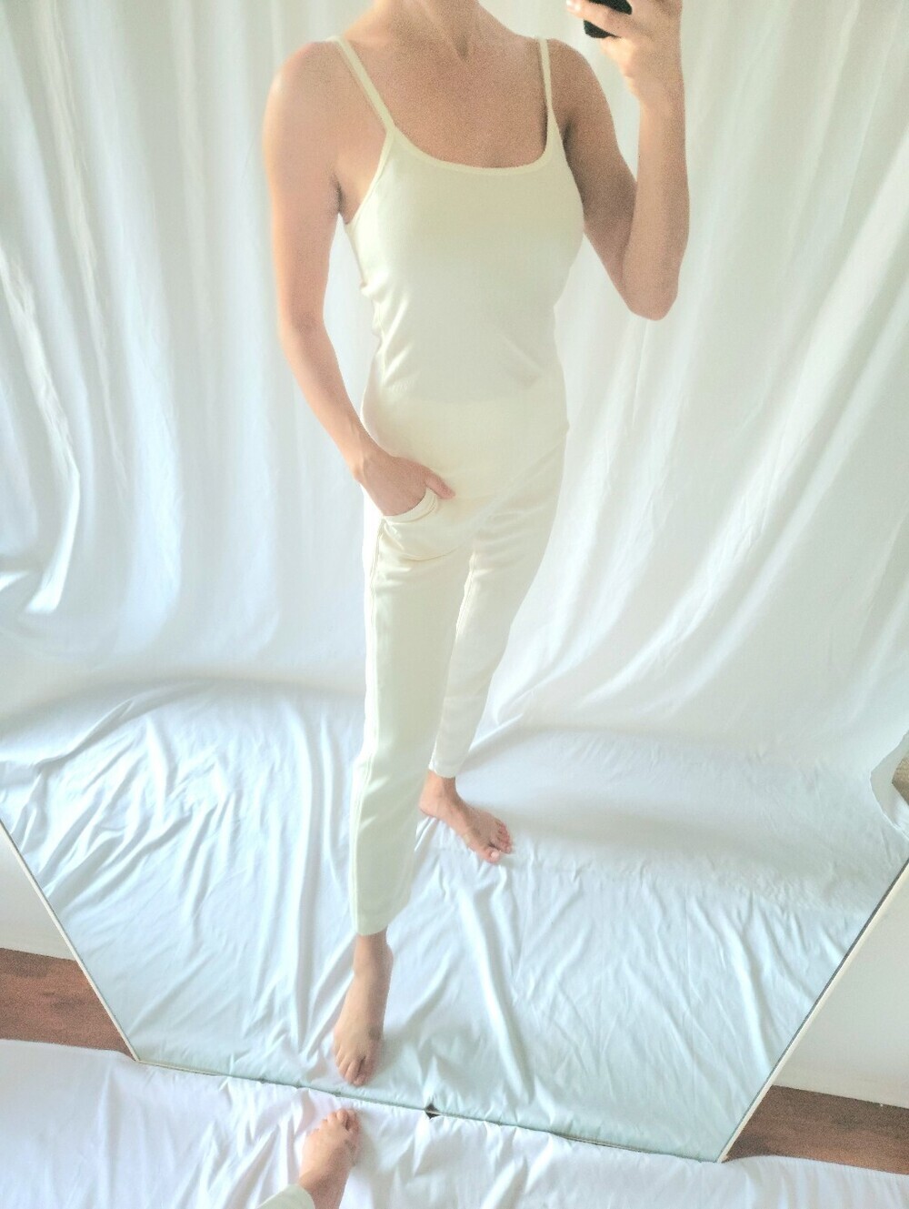 Eterne Cream Slim Camisole Top
